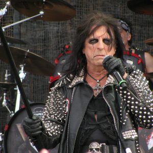 כרטיסים להופעה של אליס קופר | Alice Cooper | Posion - שיר של אליס קופר | לוח הופעות של אליס קופר